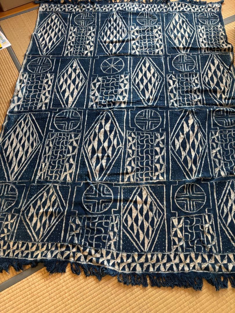 アフリカ　愛染絞り布　タピストリー　大型