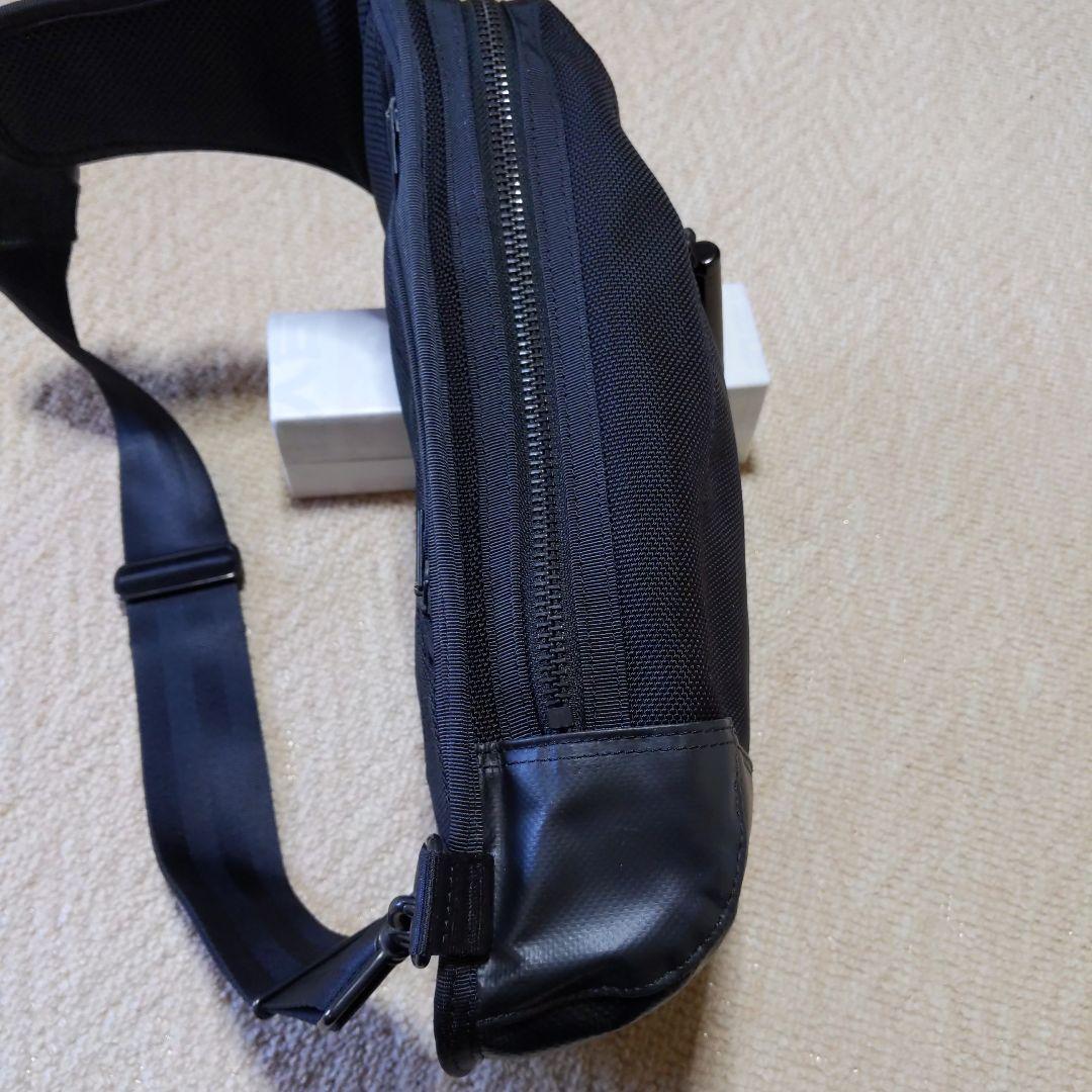 美品　PORTER　ポーター　ヒートスリング　ボディーバッグ　黒色