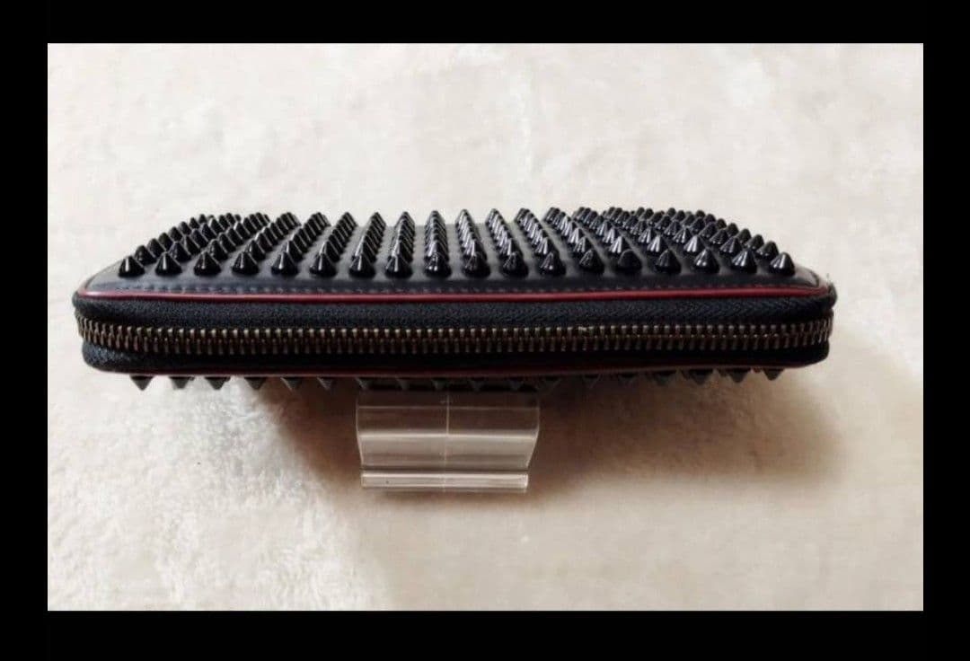 クリスチャンルブタン　長財布　財布　美品