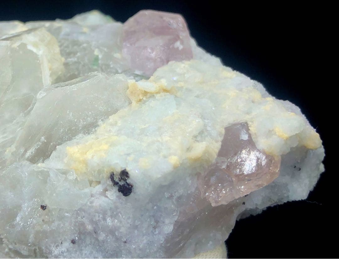 天然ピンクモルガナイト、クォーツクリスタル、グリーントルマリン