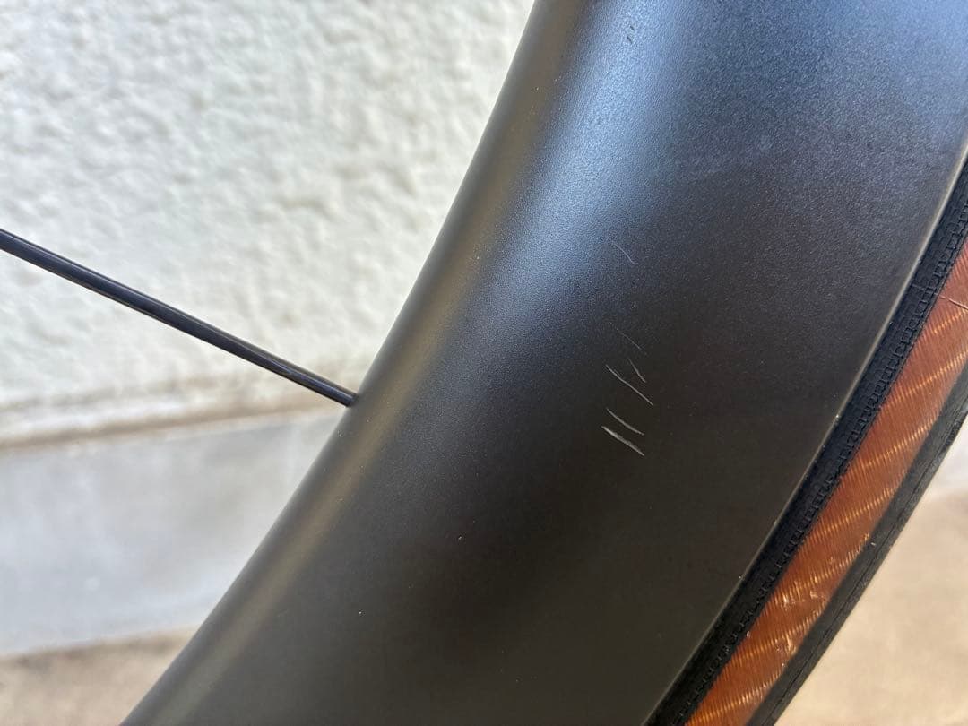 DT SWISS 1600 カーボンホイール　前後セット