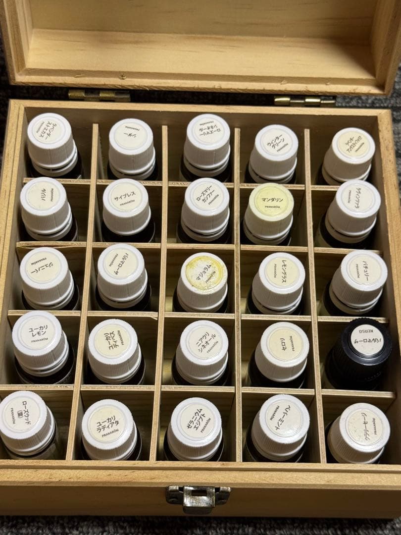 【充実の品揃え】エッセンシャルオイルセット プラナロム　訳あり