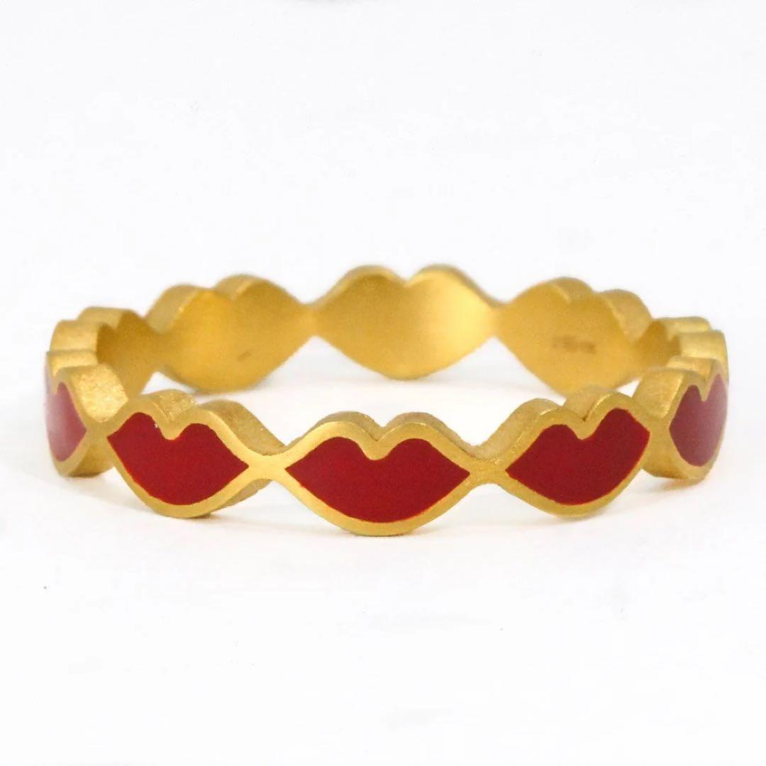 Marie-Helene de Taillac レッドエナメルキスバンドリング