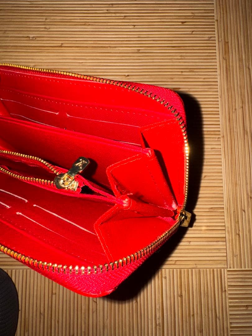 ルイ・ヴィトン レッド 長財布