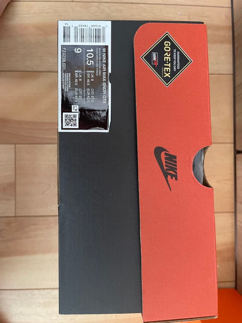 靴 NIKE W AIR MAX SNDR GTX M27.0cm W27.5cm