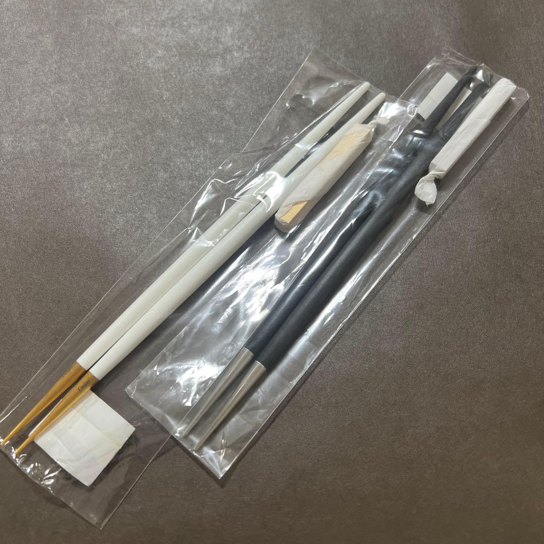 クチポール ゴア ホワイト＆ゴールド ブラック&シルバー 箸 箸置き セット