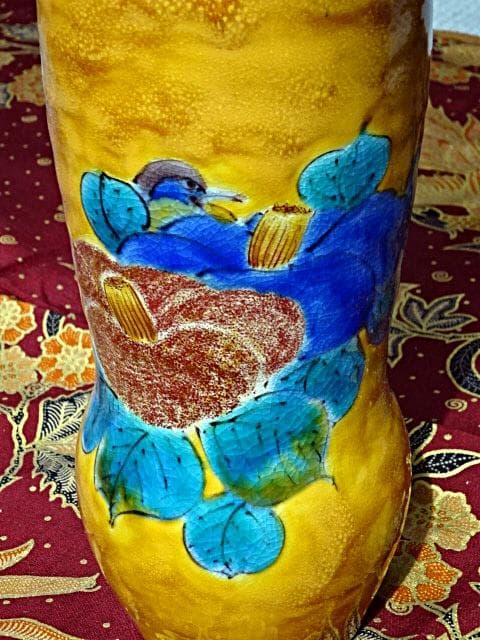 【九谷焼】日展作家 松浦慎弥作　釉彩　山茶花　花瓶