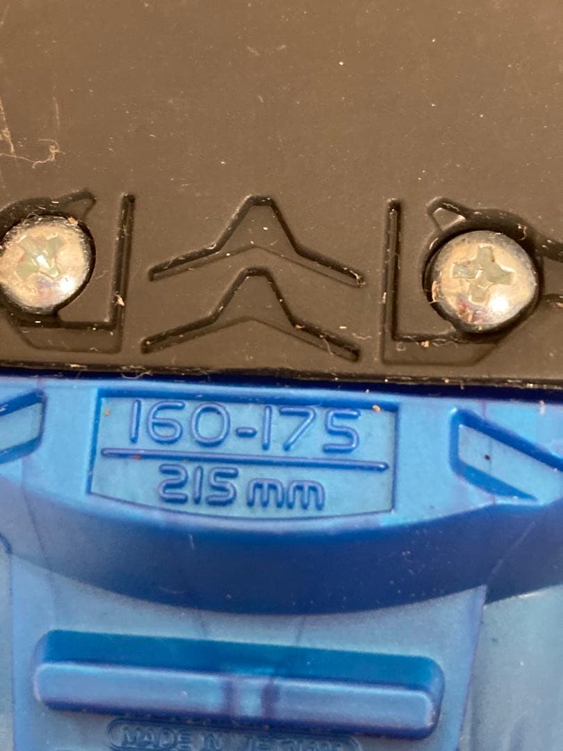 たつKAZAMAキッズ用スキー板90cmブーツ16-17.5cmストック