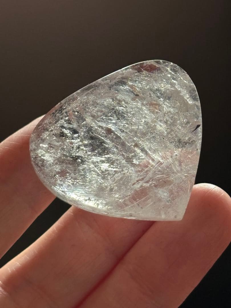 水入り水晶　ハート型　34g エレスチャル　　エンハイドロ　お守りにも　天然石