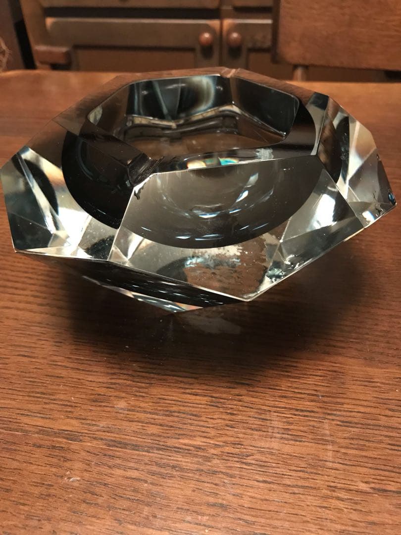 クリスタル灰皿