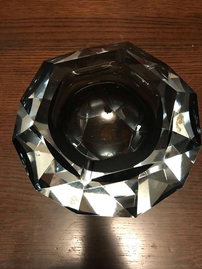 クリスタル灰皿