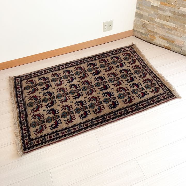 【新品未使用】アフガニスタン産 絨毯 バルーチ絨毯　ペルシャ