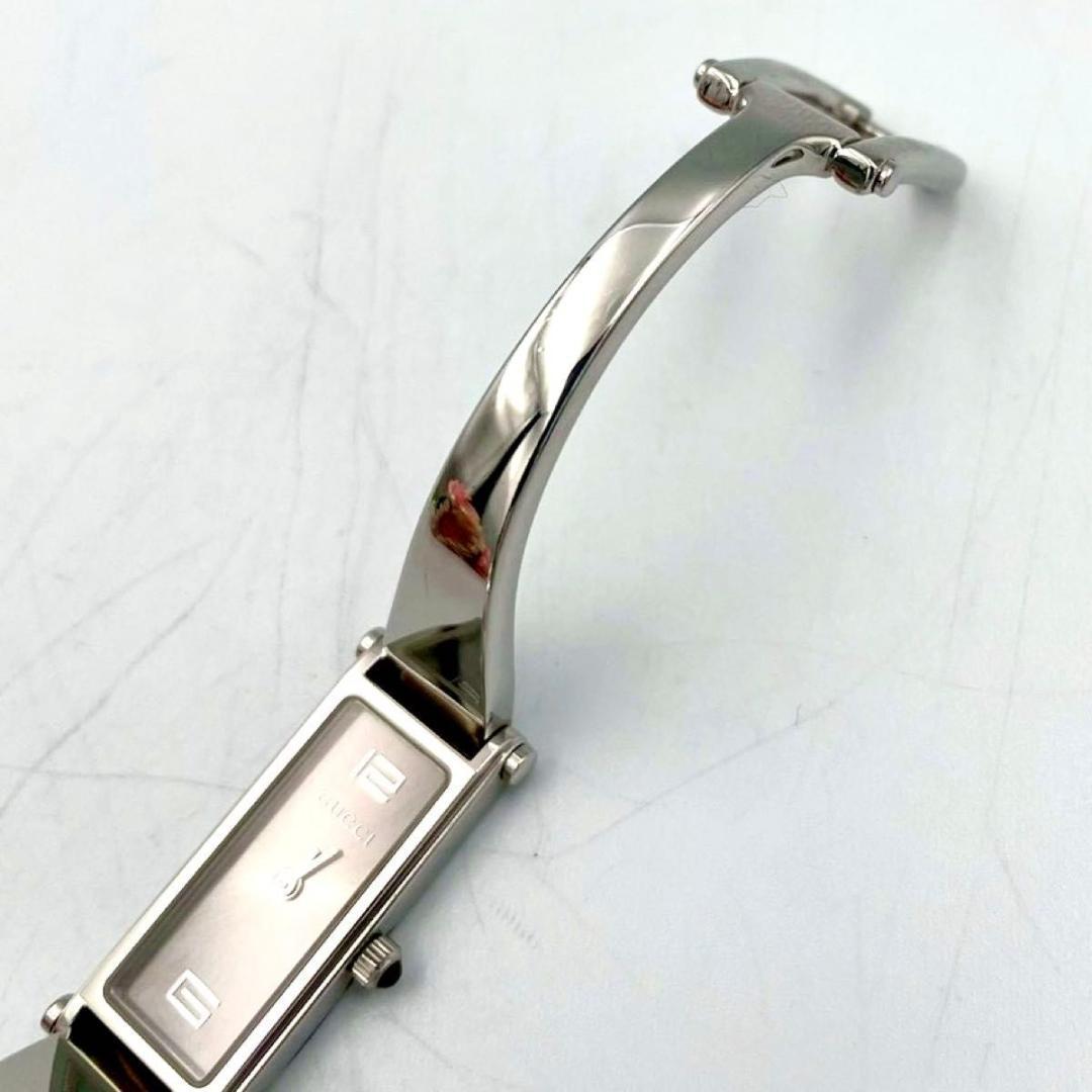 532 新品電池 グッチ 1500L 腕時計 スクエア バングルウォッチ 稼働品