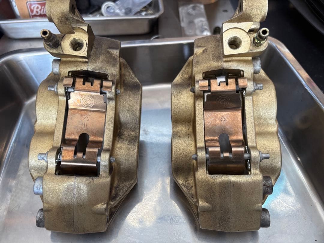 Brembo ブレーキキャリパー 48mm ゴールド