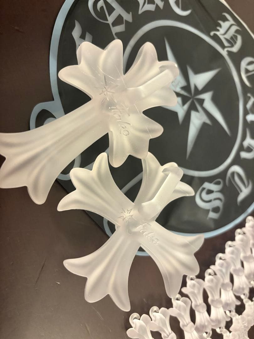 バカデカFAKE HEARTSクロスクリア！十字架 ネックレス　クロムハーツ