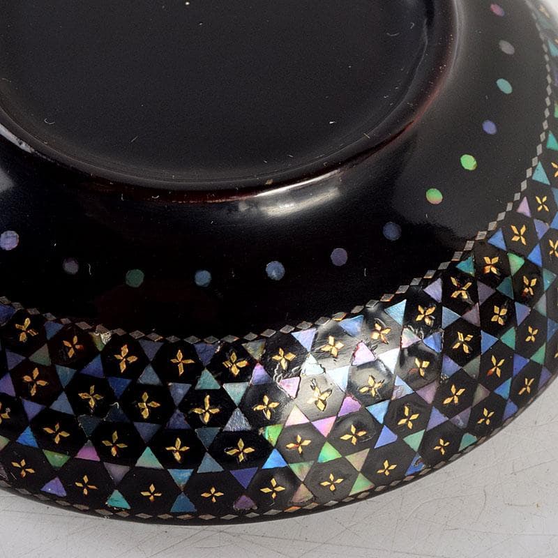 茶道具　黒漆　青貝　螺鈿装飾　香合　時代箱　V　8831