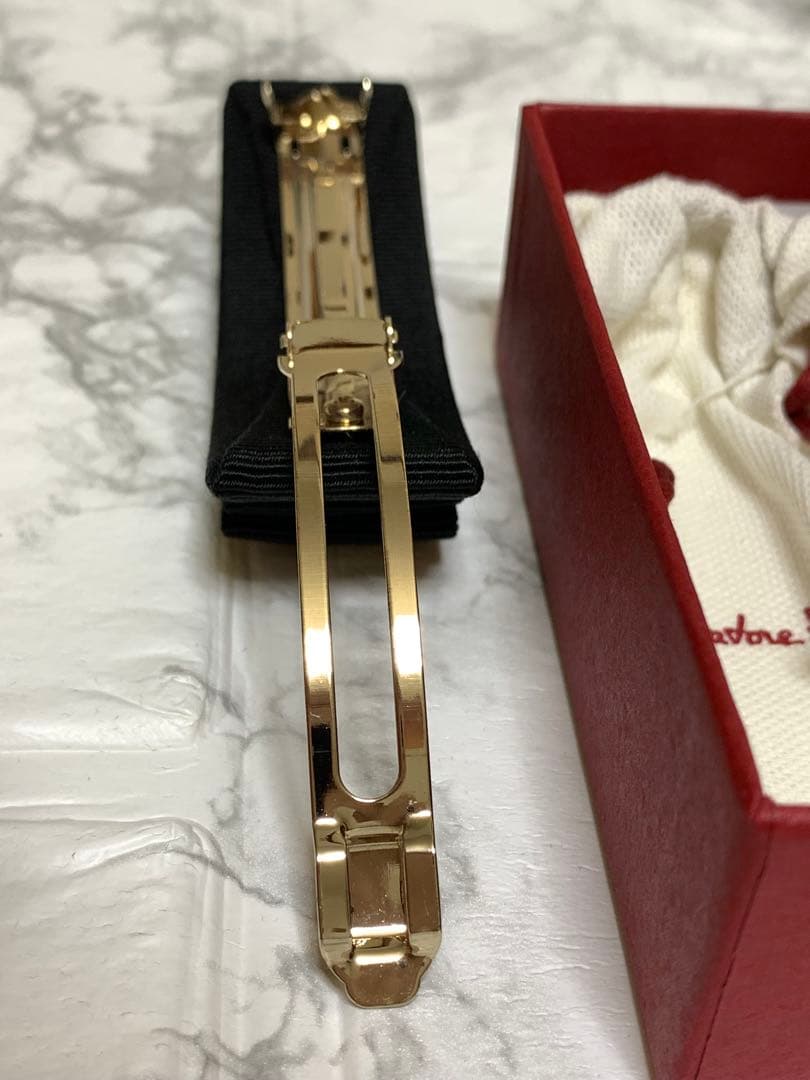 サルヴァトーレ フェラガモ バレッタ 黒