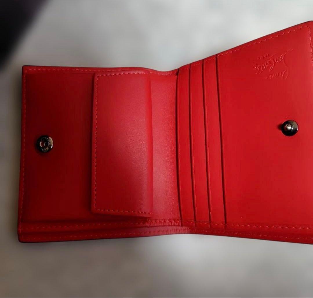 クリスチャンルブタン 折り財布 型押し ラバー ロゴ レザー レッド