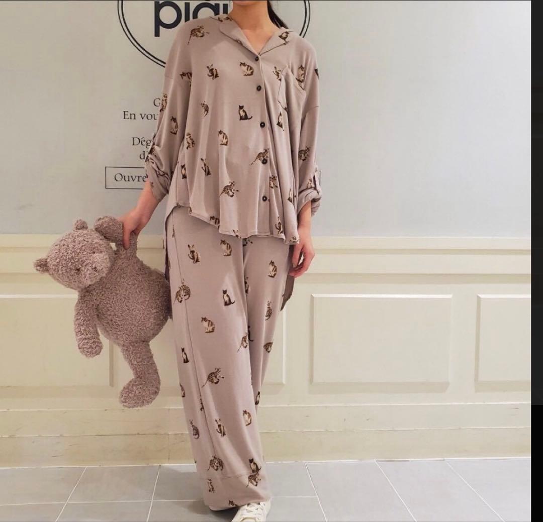 新品タグ付　ジェラートピケ　猫　ルームウェア　キャット　パジャマ　セット　総柄