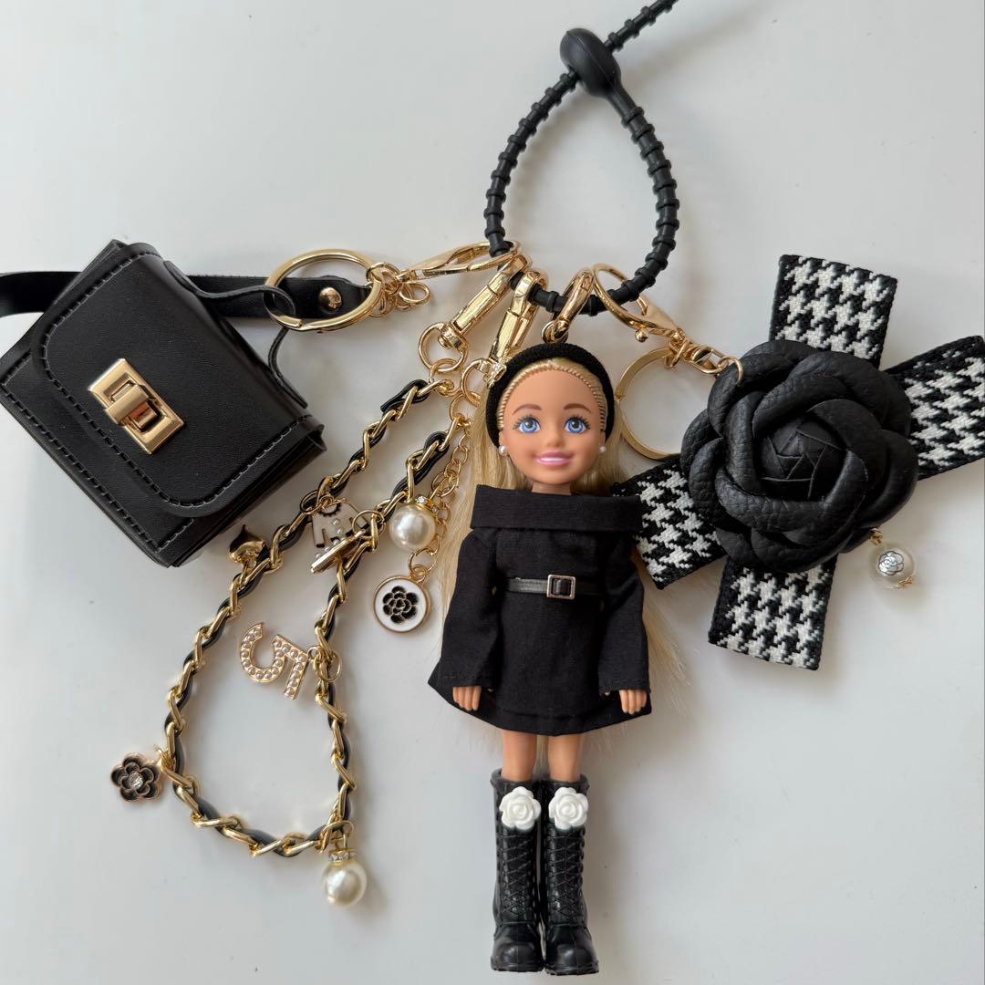 バービーキーホルダー　ドールチャーム　Barbie ぬいキー　ストラップ