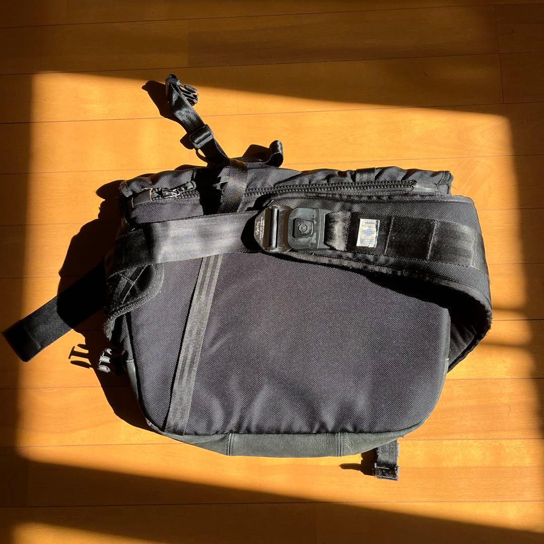 visvim メッセンジャーバッグ 値下げ可