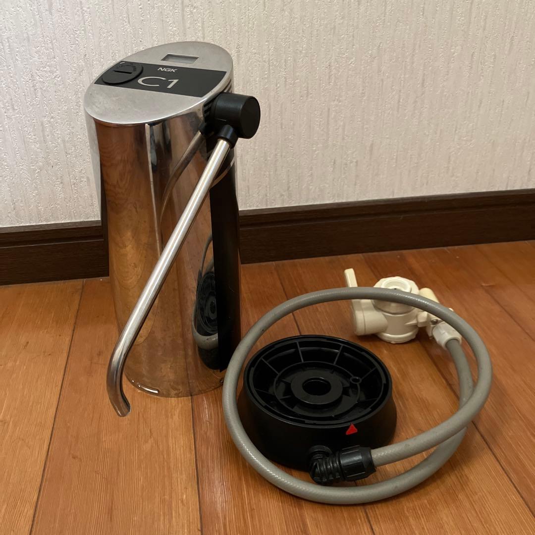 ニホンガイシ　浄水器C1　CW-101 新品カートリッジ付き