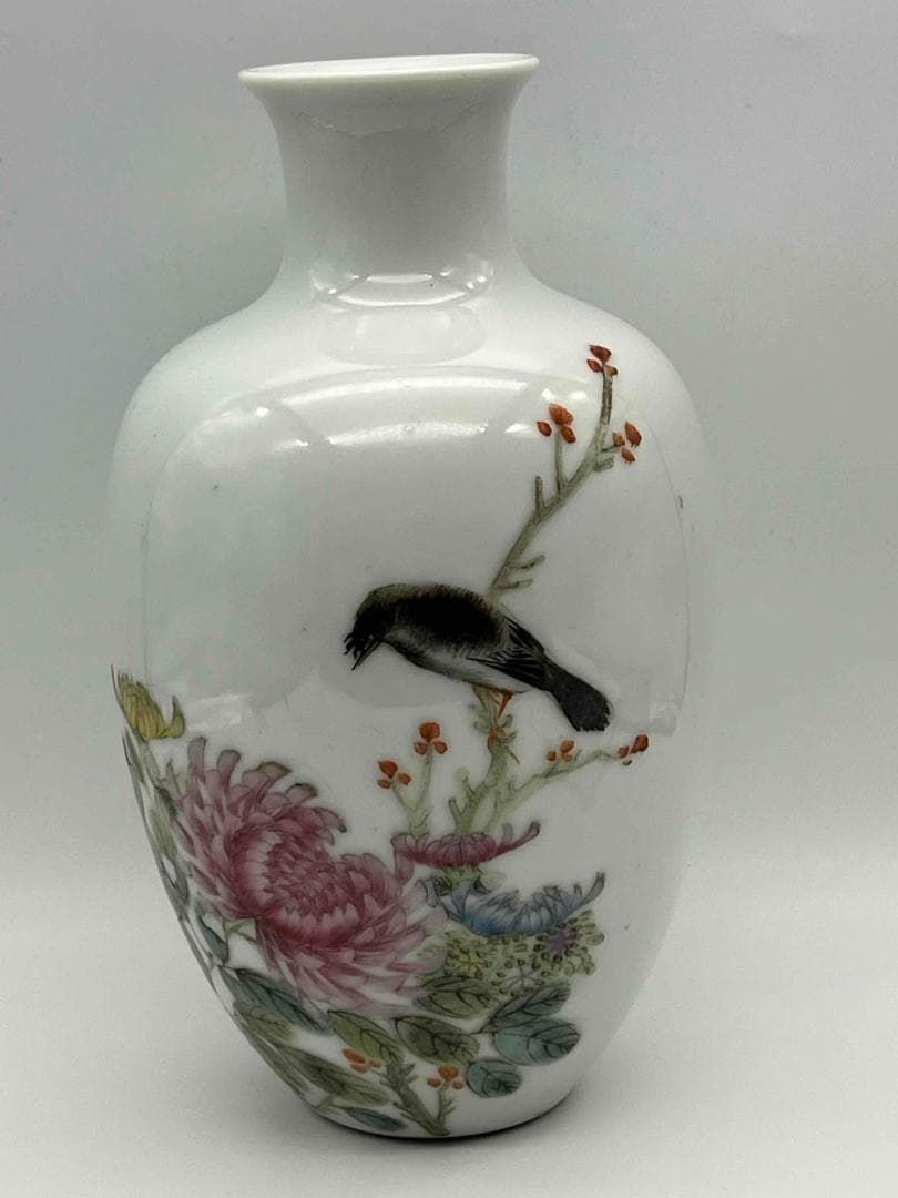 清康熙時代 【康熙年製】在銘　粉彩花鳥文瓶 琺瑯彩 花瓶 花器(A-76)