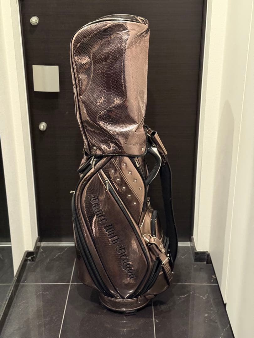 【値下げ】ダンスウィズドラゴン　キャディバッグ　エナメル