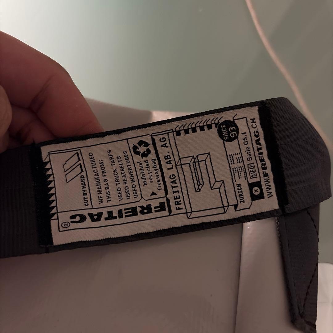 キョmomo FREITAG メッセンジャーバッグ ホワイト/パープル