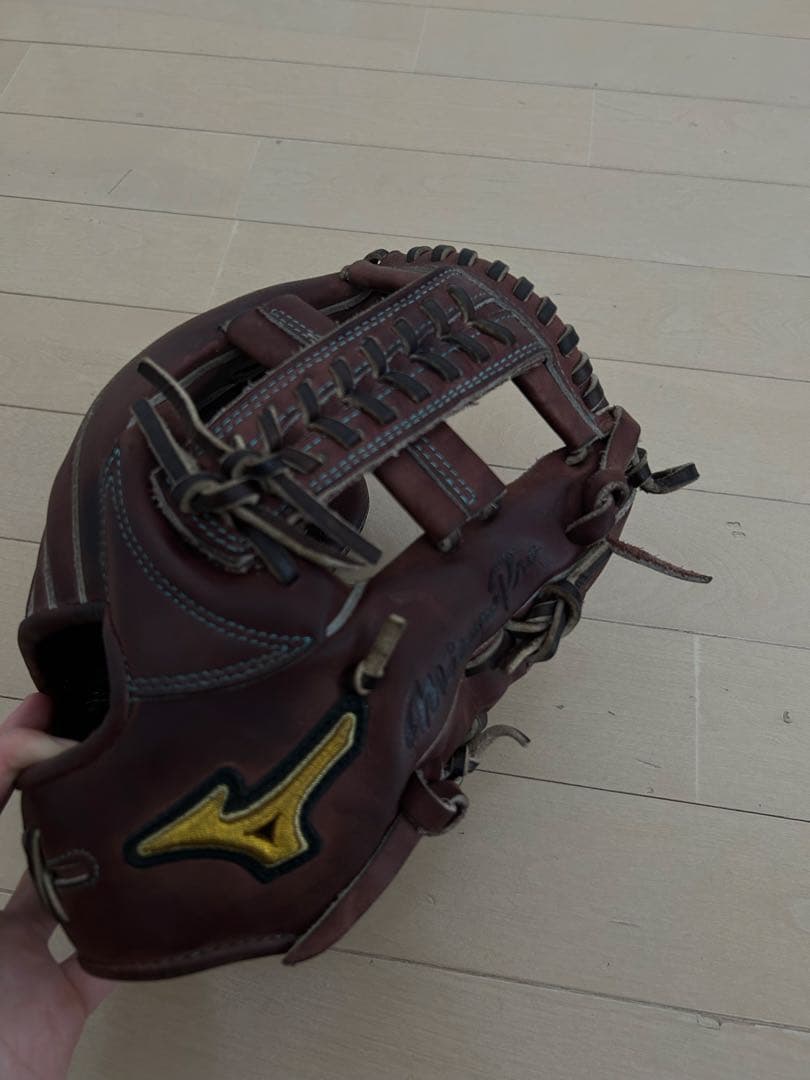 ミズノプロ 硬式 内野手用グローブ 12月31日24時まで年末限定値下げ