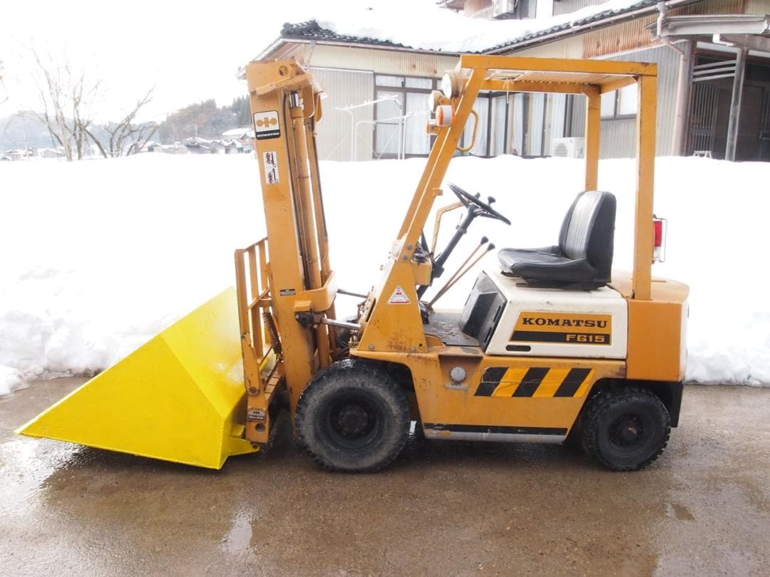 除雪に最高！コマツフォークリフトヒンジ、バケット付き、富山、石川金沢引き取り限定