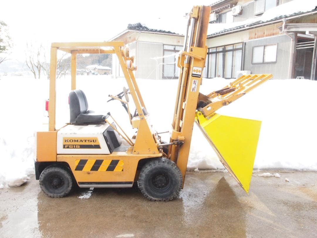除雪に最高！コマツフォークリフトヒンジ、バケット付き、富山、石川金沢引き取り限定