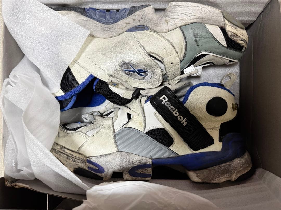 T*T様 VETEMENTS Reebok Pump ポンプフューリー スニーカ