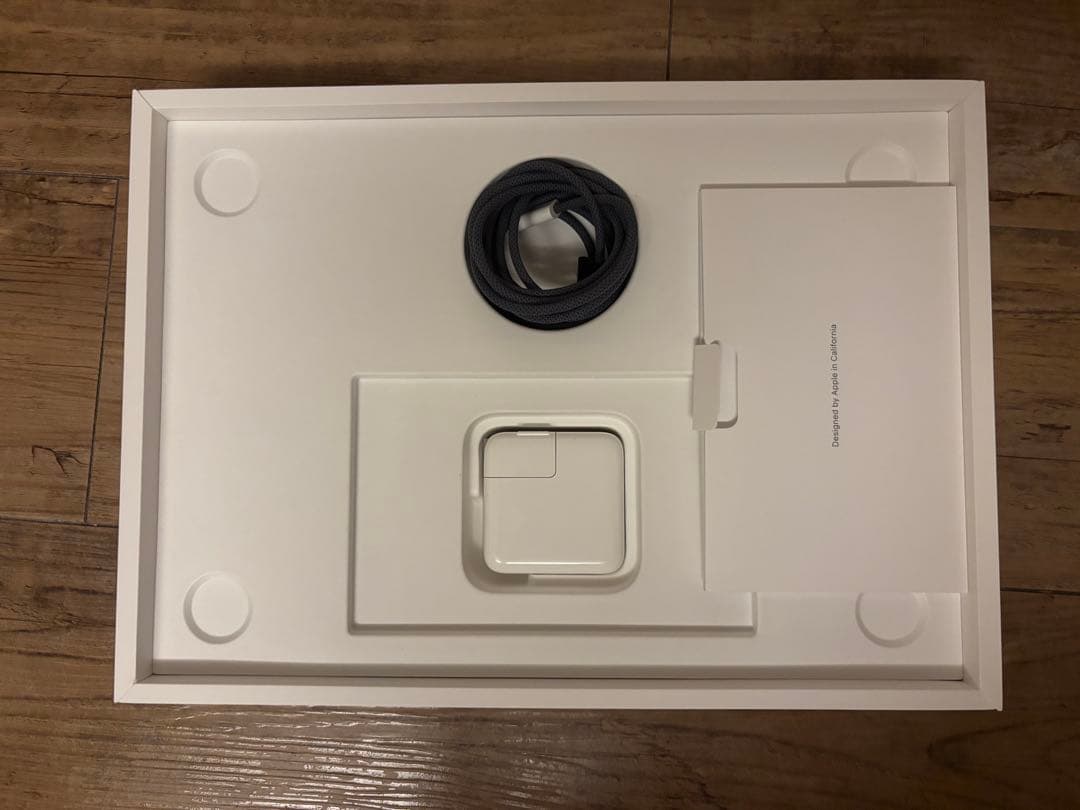 Apple MacBook Air 256GB スペースグレー