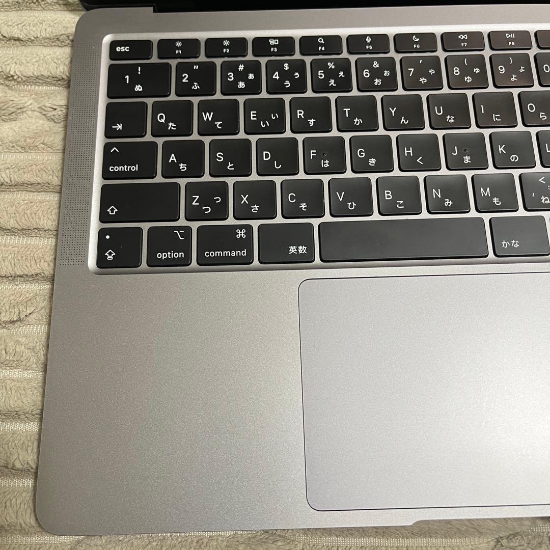 MacBook Air 13インチ M1 16GB/512GB SSD 89%