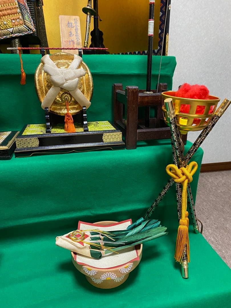 五月人形三段飾り　龍玉作