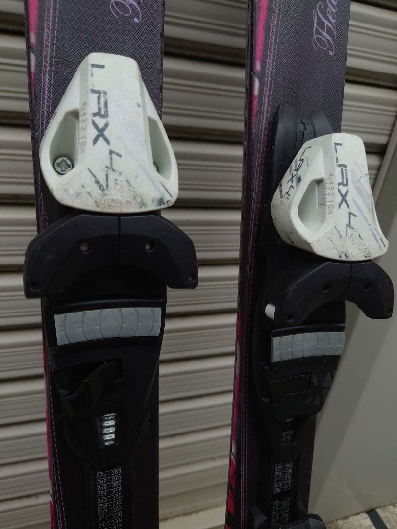 子ども　ジュニア　スキー板　HEAD　107cm 可動式　　ストック付き