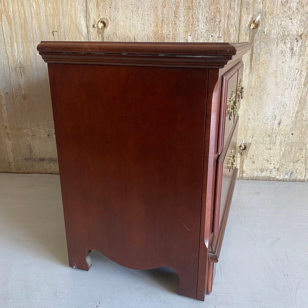 Thomasville ナイトテーブル　サイドテーブル　アメリカ　ヴィンテージ