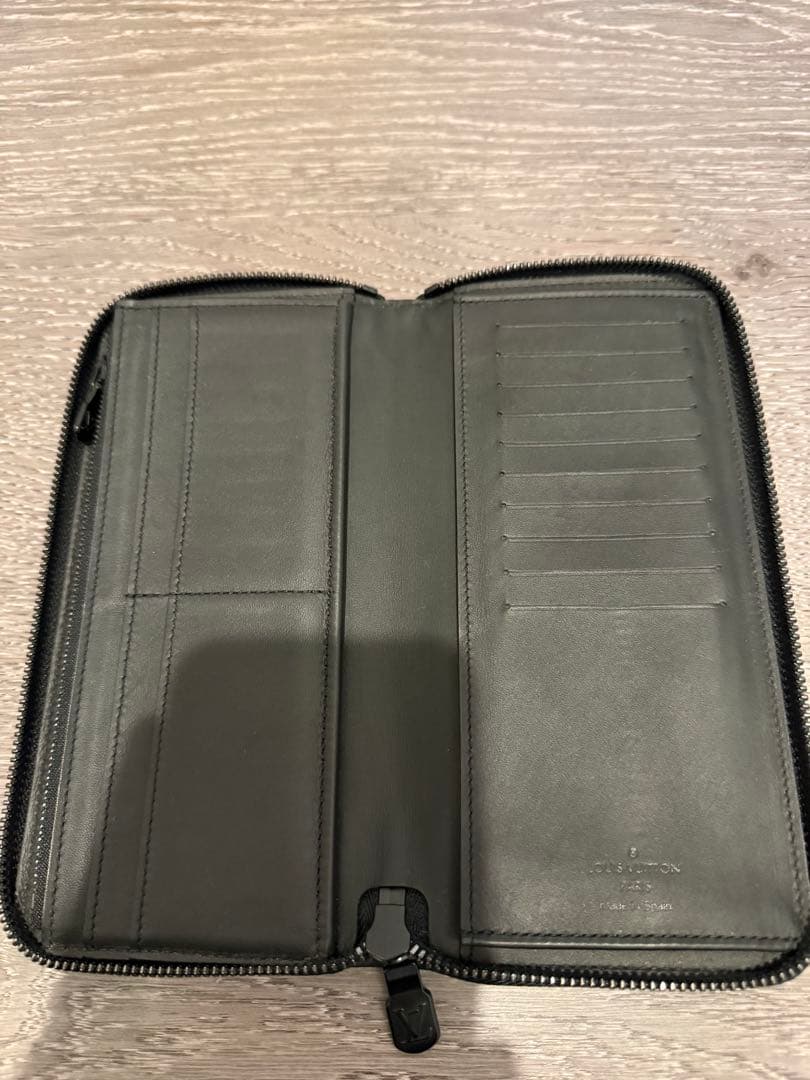 美品 ルイヴィトン モノグラム ジッピーウォレットヴェルティカル