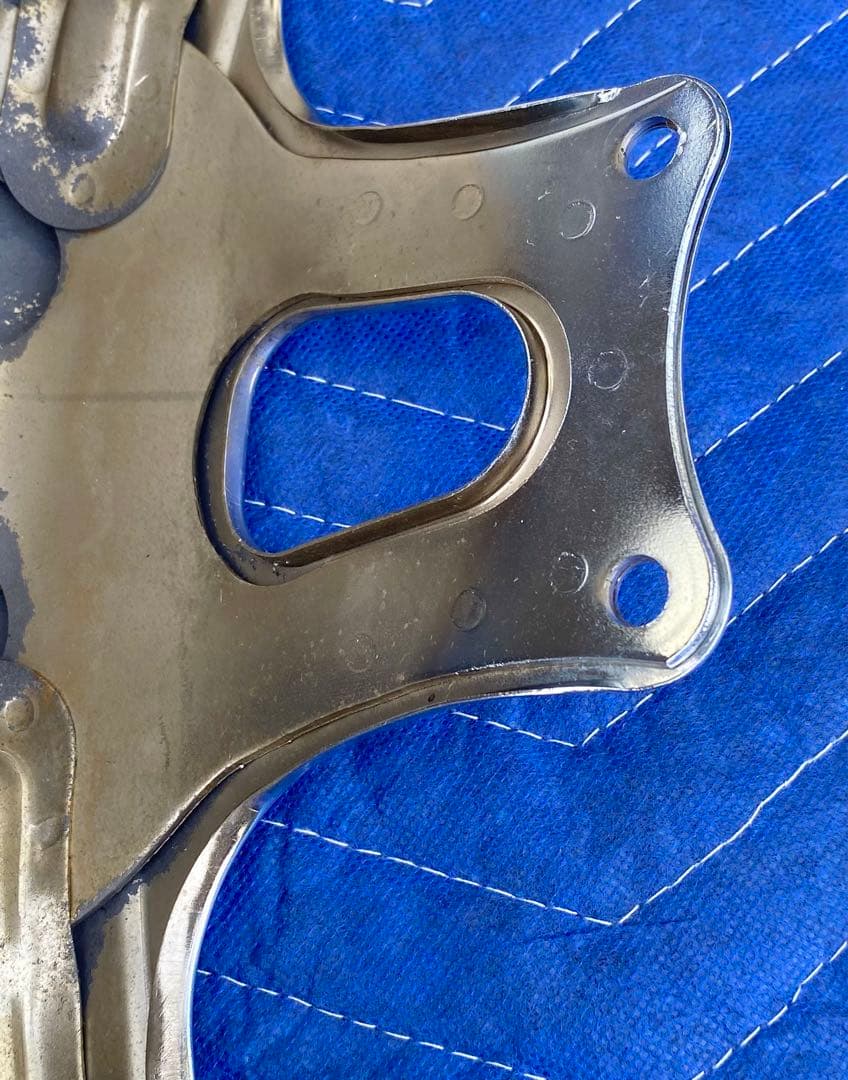 錆ほぼなし　SR400 SR500 ヤマハ純正　フロントフェンダー　ゴム類付き