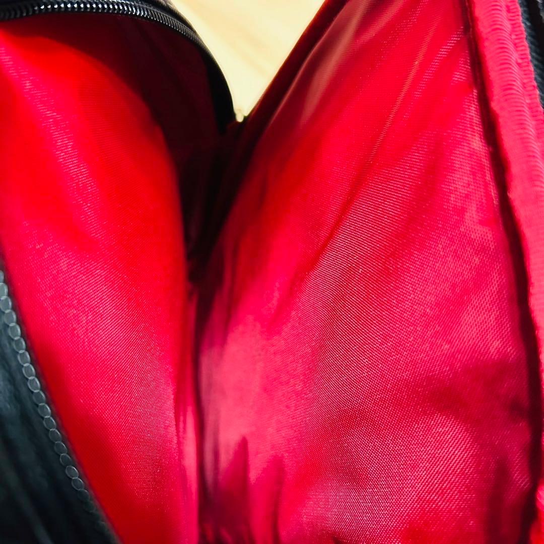 スワニー　ダイヤキルト型押しキャリートート