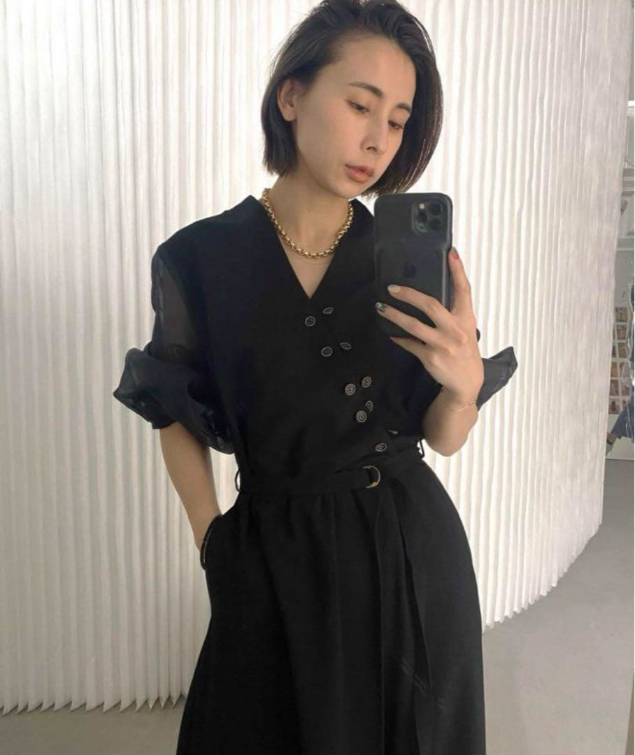 8/31までの期間限定sale‼️【美品】AMERI ダブルボタンロンパース