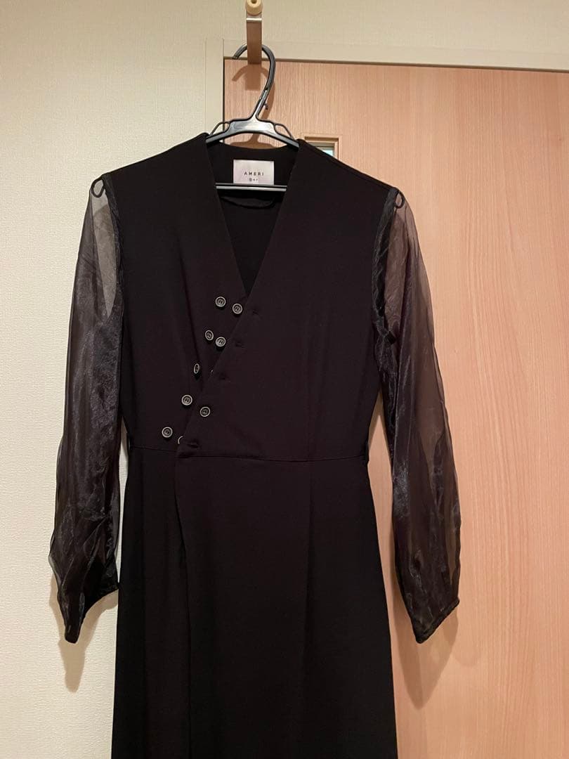 8/31までの期間限定sale‼️【美品】AMERI ダブルボタンロンパース