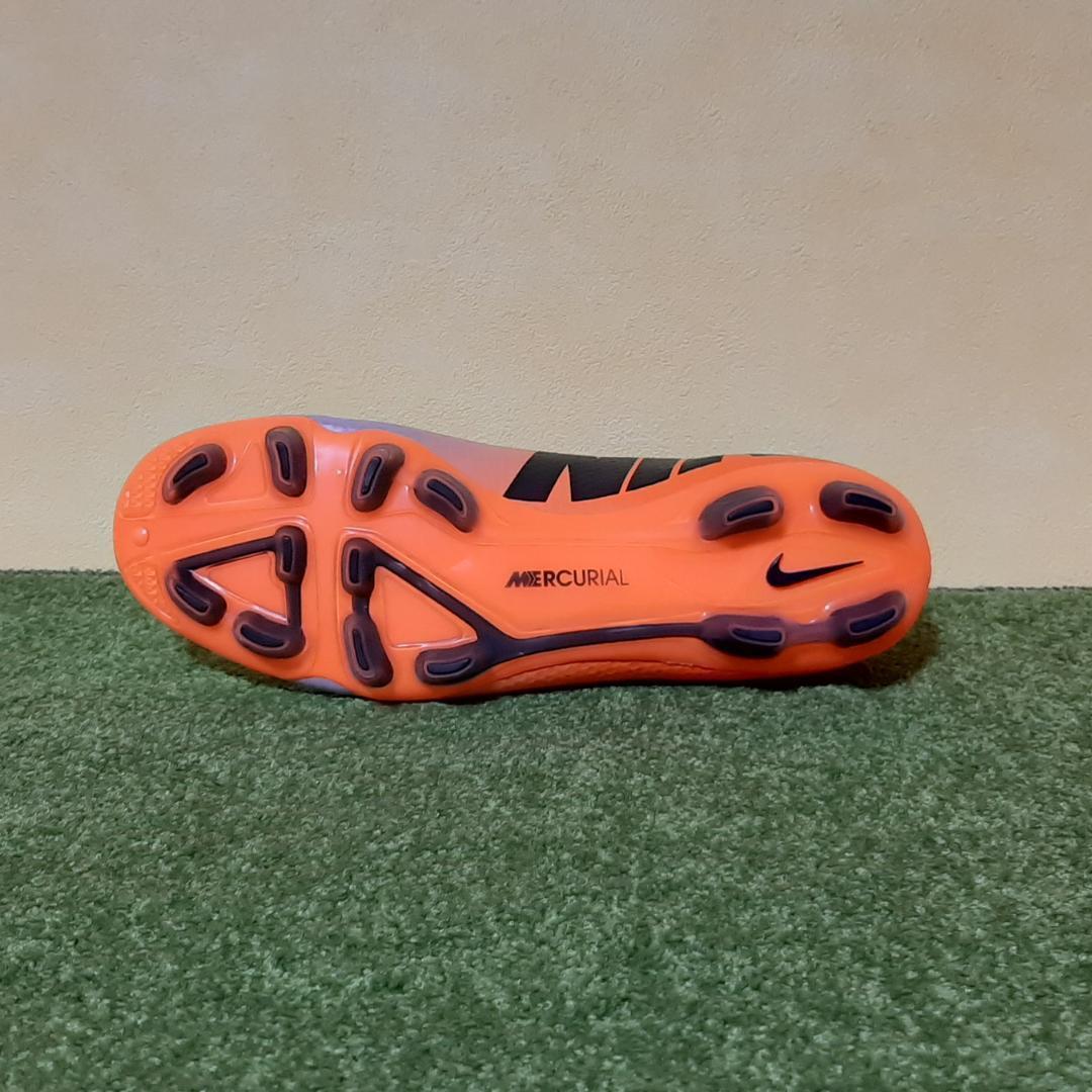 新品 サッカースパイク ナイキ マーキュリアル HG 激レア 廃盤 25.0cm