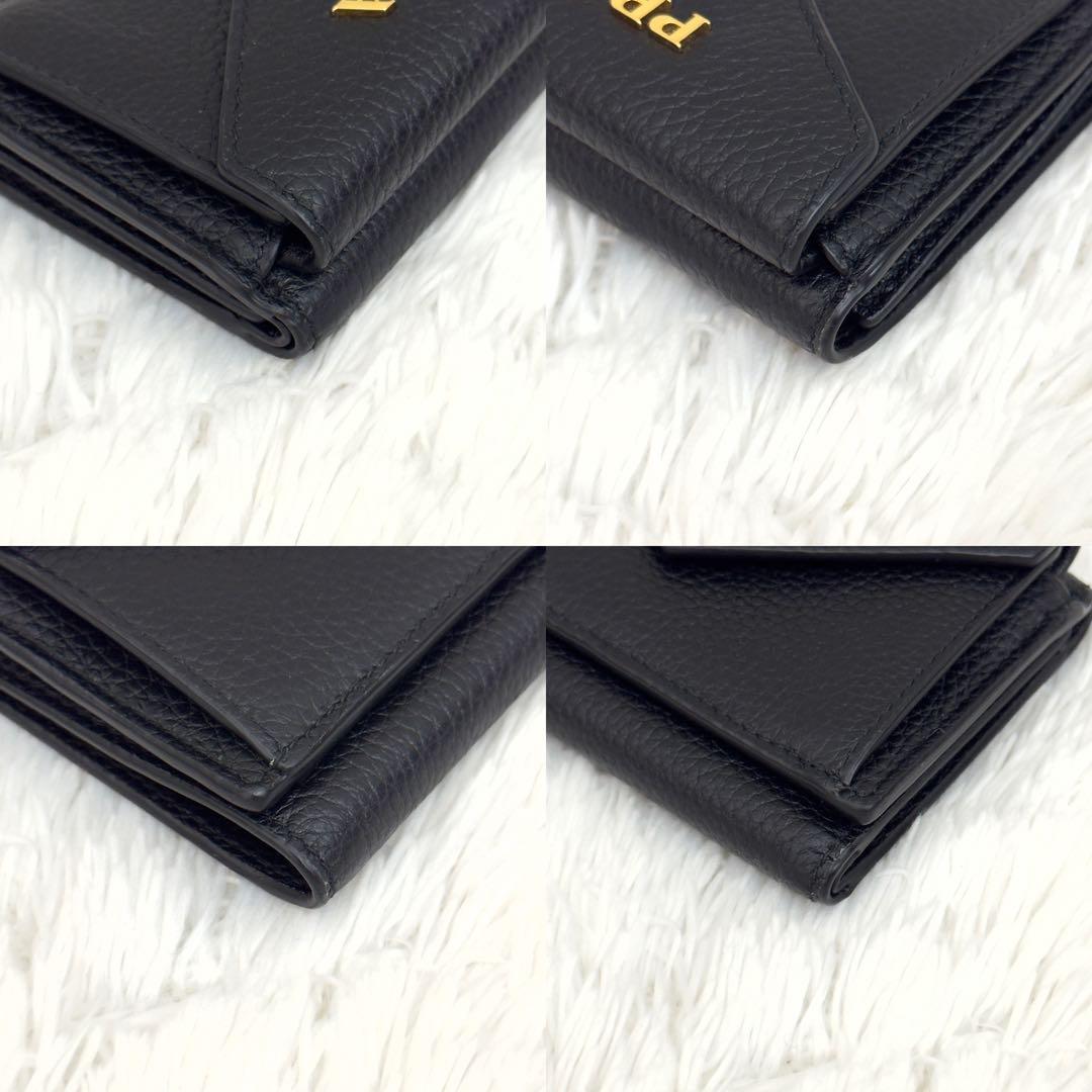 新品同様⭐️PRADA プラダ 三つ折り シボ革 ゴールド金具 財布 レザー