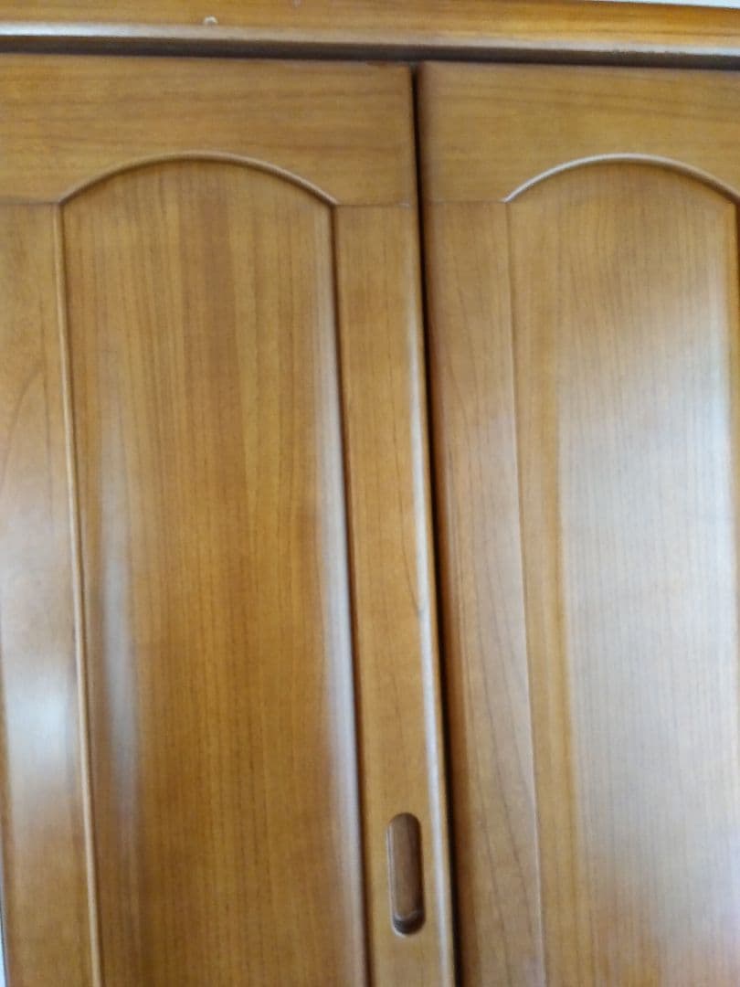 木製ブラウン洋服タンス 3扉 2引き出し付き