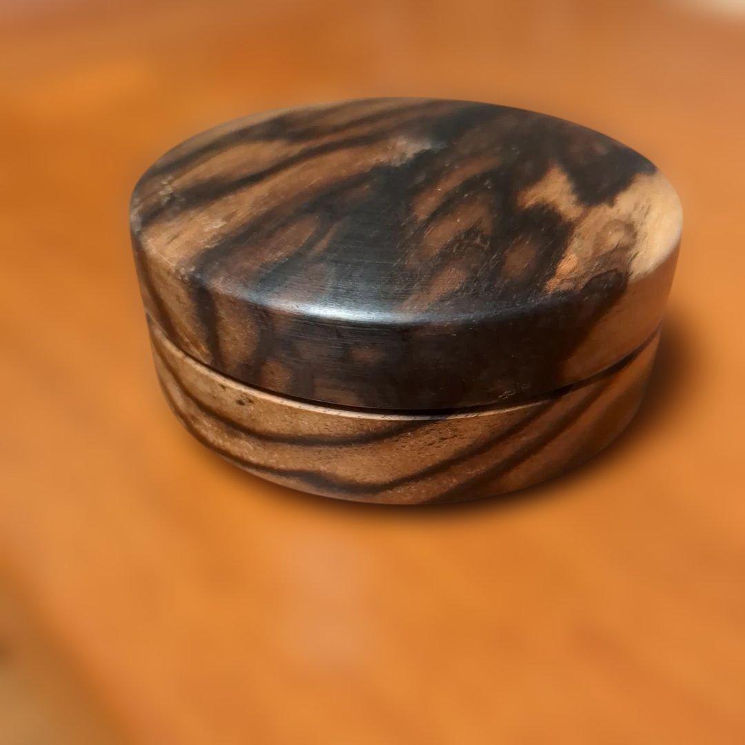 黒柿　小物入れ　香合　手作り木工