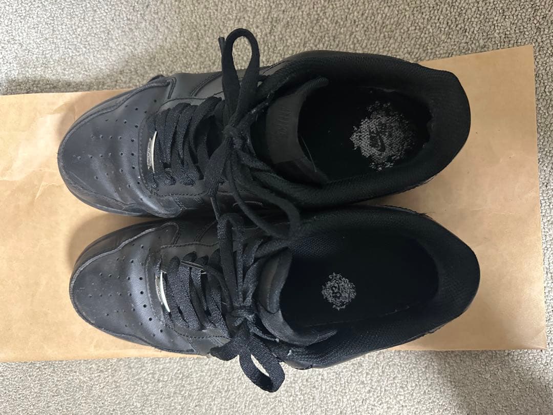 靴 Nike Air Force 1 Black