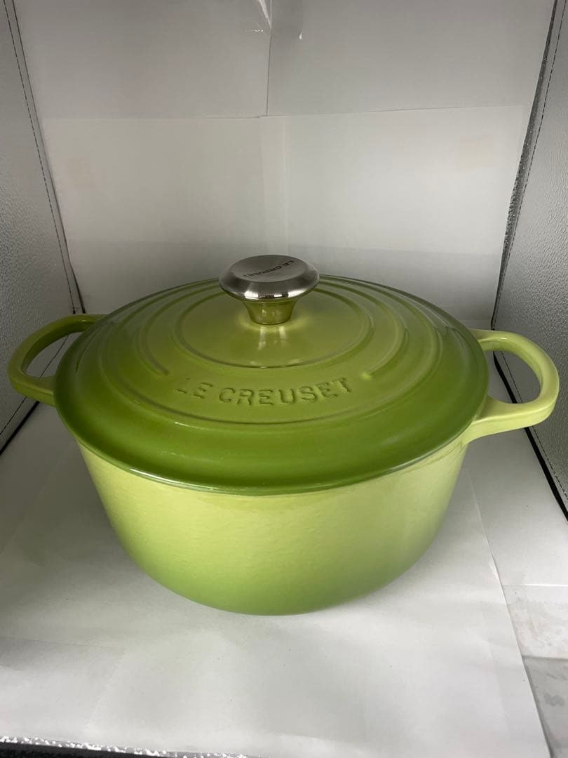 le creuset 鍋　ル・クルーゼ ココット・ロンド 24cm グリーン