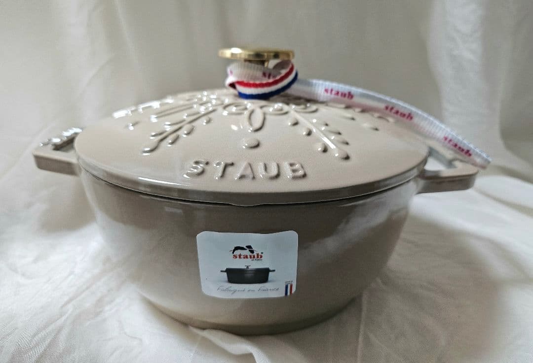 【新品未使用品】ストウブ Wa-NABE S 16cm リネン